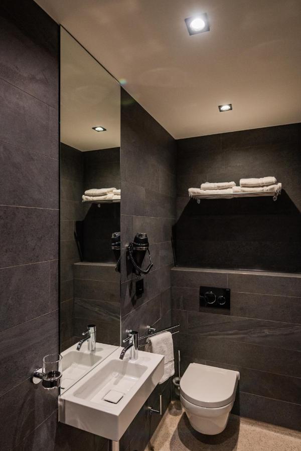 Sotel Amsterdam Central Station Bagian luar foto