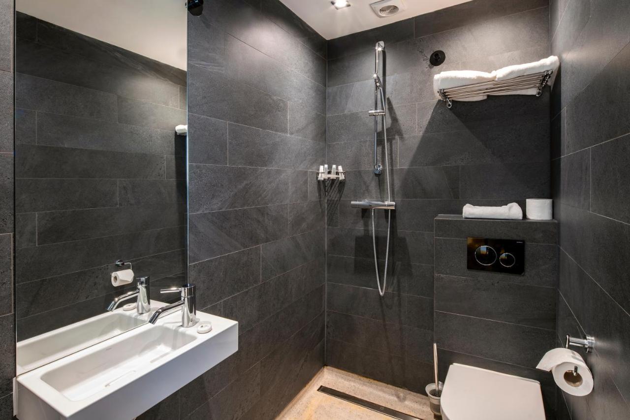Sotel Amsterdam Central Station Bagian luar foto